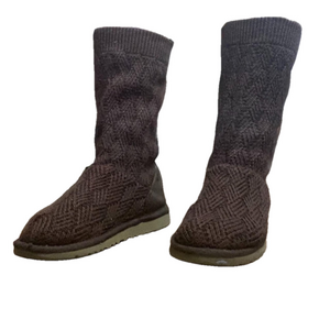 🌹 Ugg Australia 🌹 Brown Knit Boots